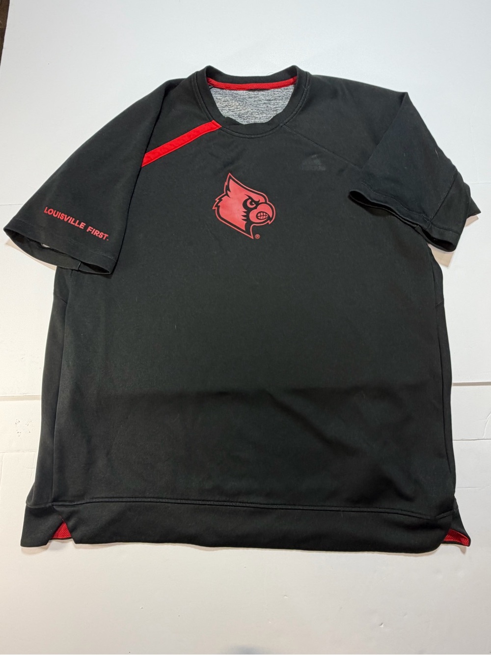 Adidas Louisville Cardinals Short Sleeve Athletic Shirt XL